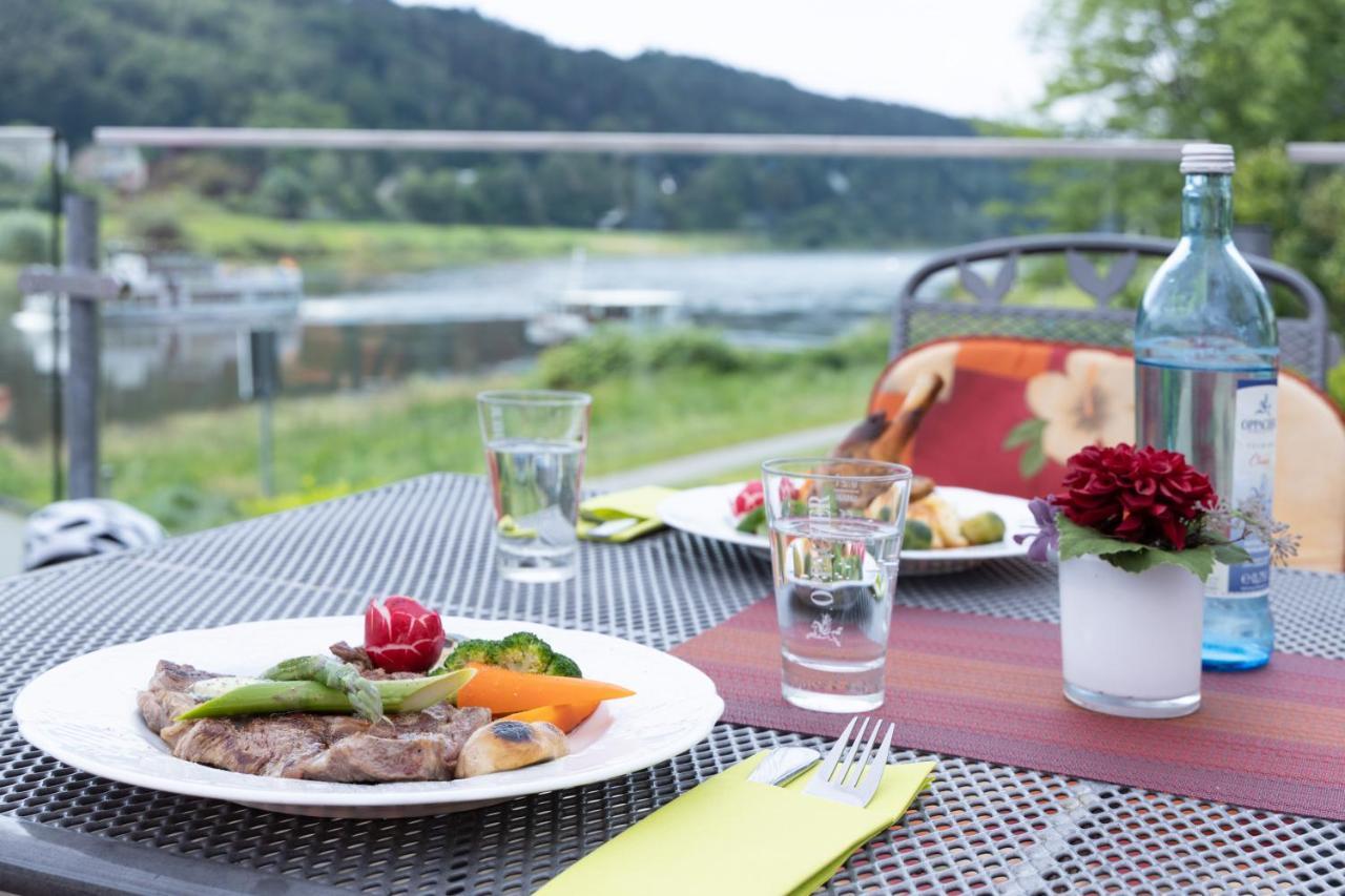 Hotel Elbpromenade 바트샨다우 외부 사진