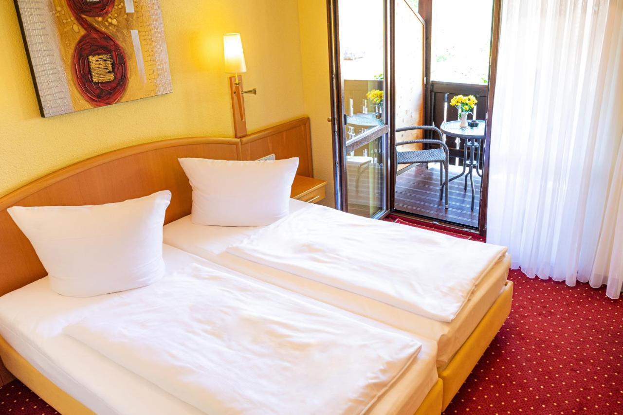Hotel Elbpromenade 바트샨다우 외부 사진