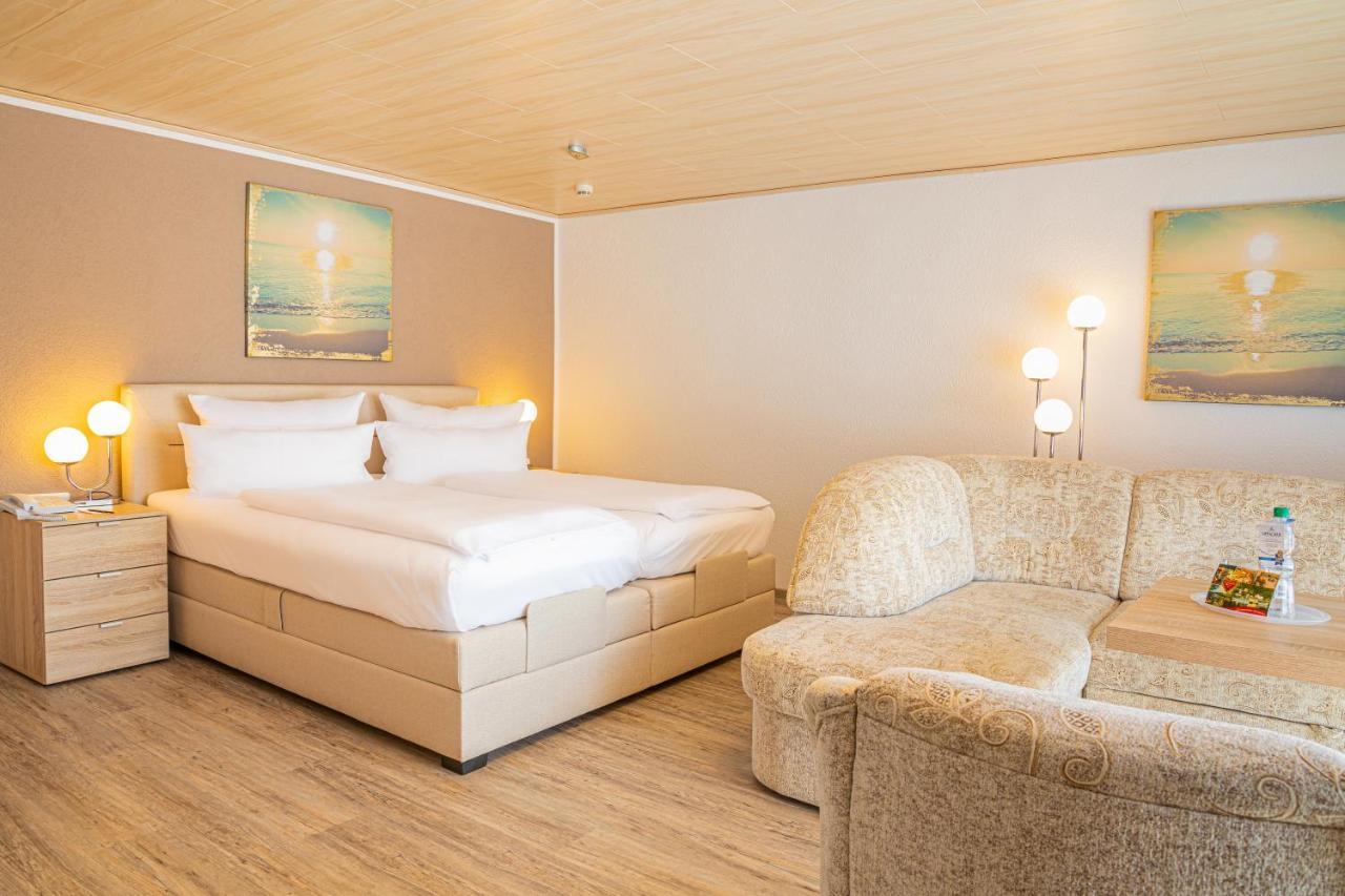 Hotel Elbpromenade 바트샨다우 외부 사진